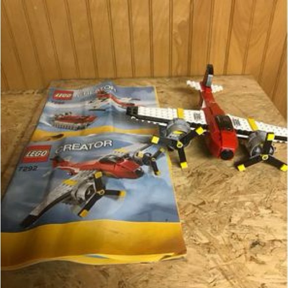 Lego Plane - Picture 1 of 1
